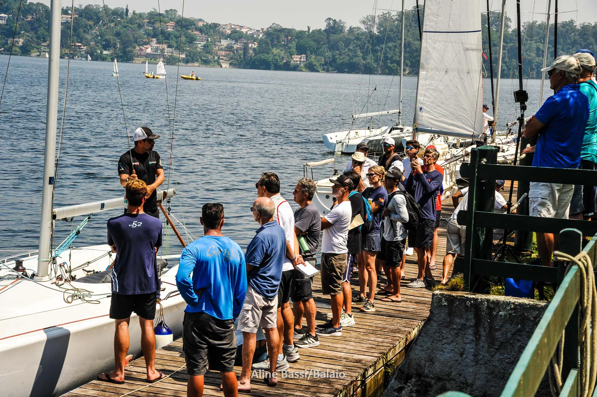 Clínica Quantum Sails contou com oito barcos na Guarapiranga
